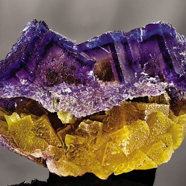 Une pierre qui change de couleur : pourquoi et comment ?