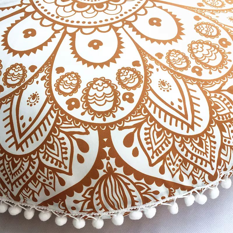 Coussin méditation bohème avec mandalas