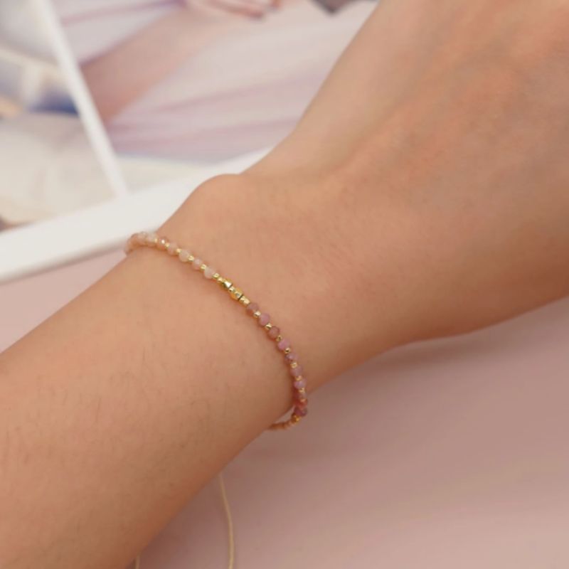 Bracelet fin en pierres naturelles - Quartz Fraise