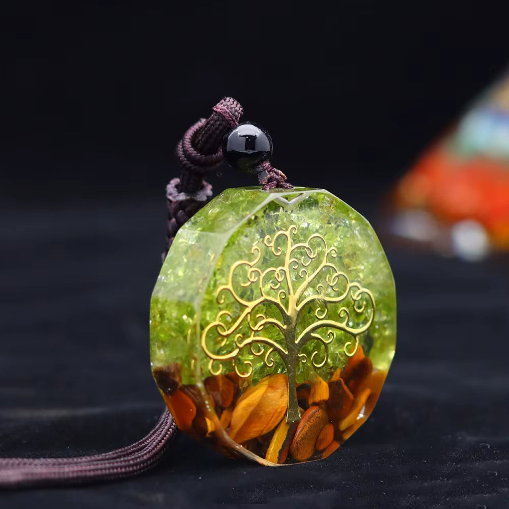 Collier Orgonite Arbre de Vie avec Olivine