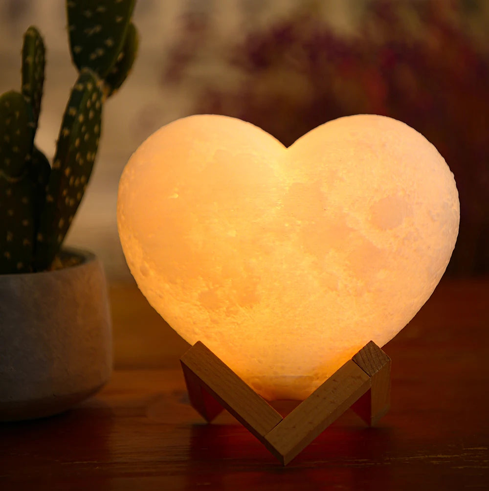 Lampe d'ambiance LED en forme de coeur à couleur variable