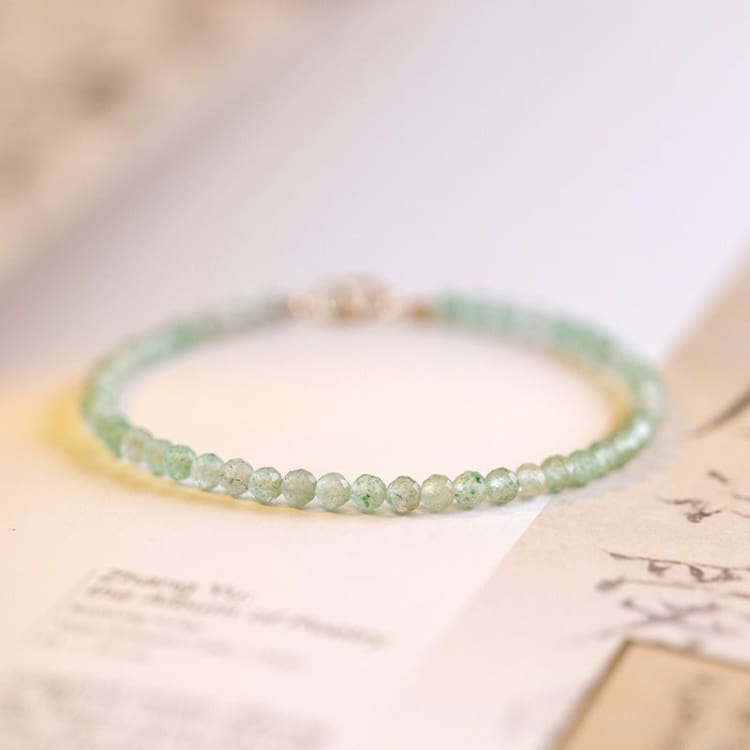 Bracelet En Pierre De Jade - Occasion - Bijou Élégant Et Naturel