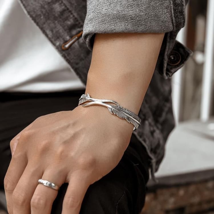 Bracelet plume d’ange ’ le guide spirituelle ’