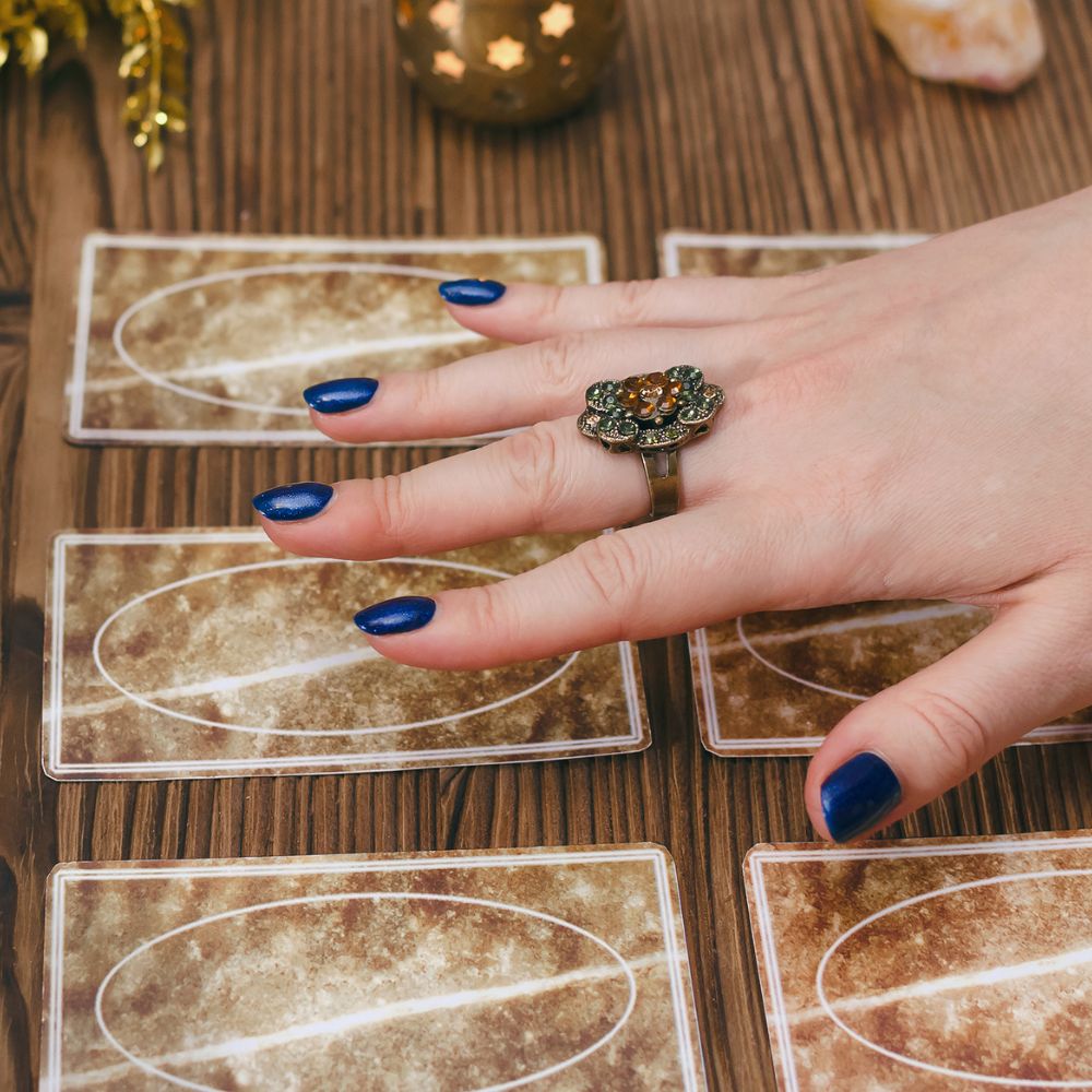 Cartomancie: Prédire l'avenir grâce au tarot Image