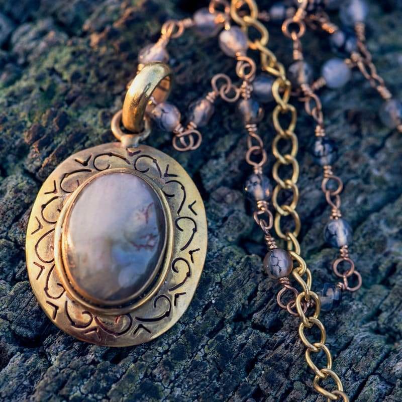 Collier chat Image