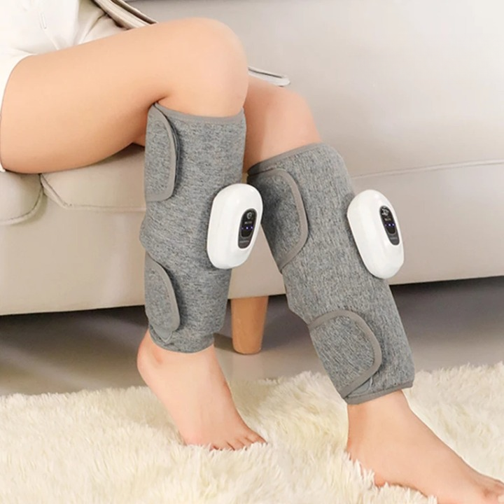 Dispositif de massage intelligent sans fil pour les jambes sur une femme