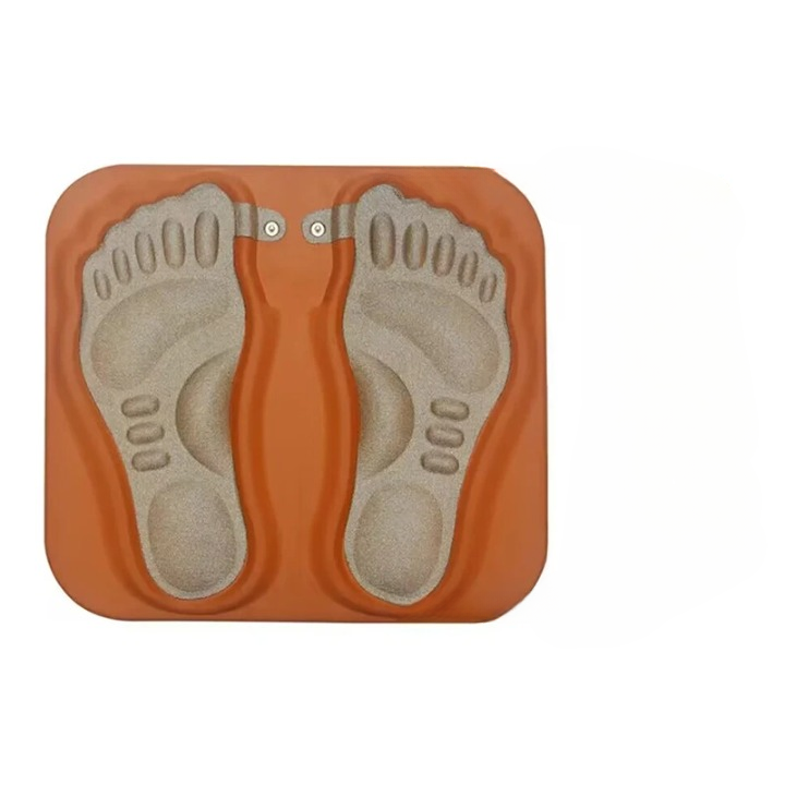 Dispositif de stimulation musculaire électrique pour pieds avec télécommande sur fond blanc