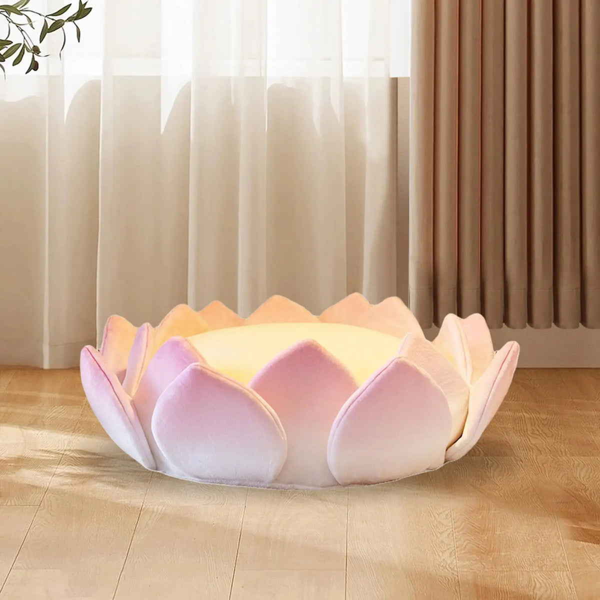 Coussin méditation au design fleur de lotus sur le sol Image