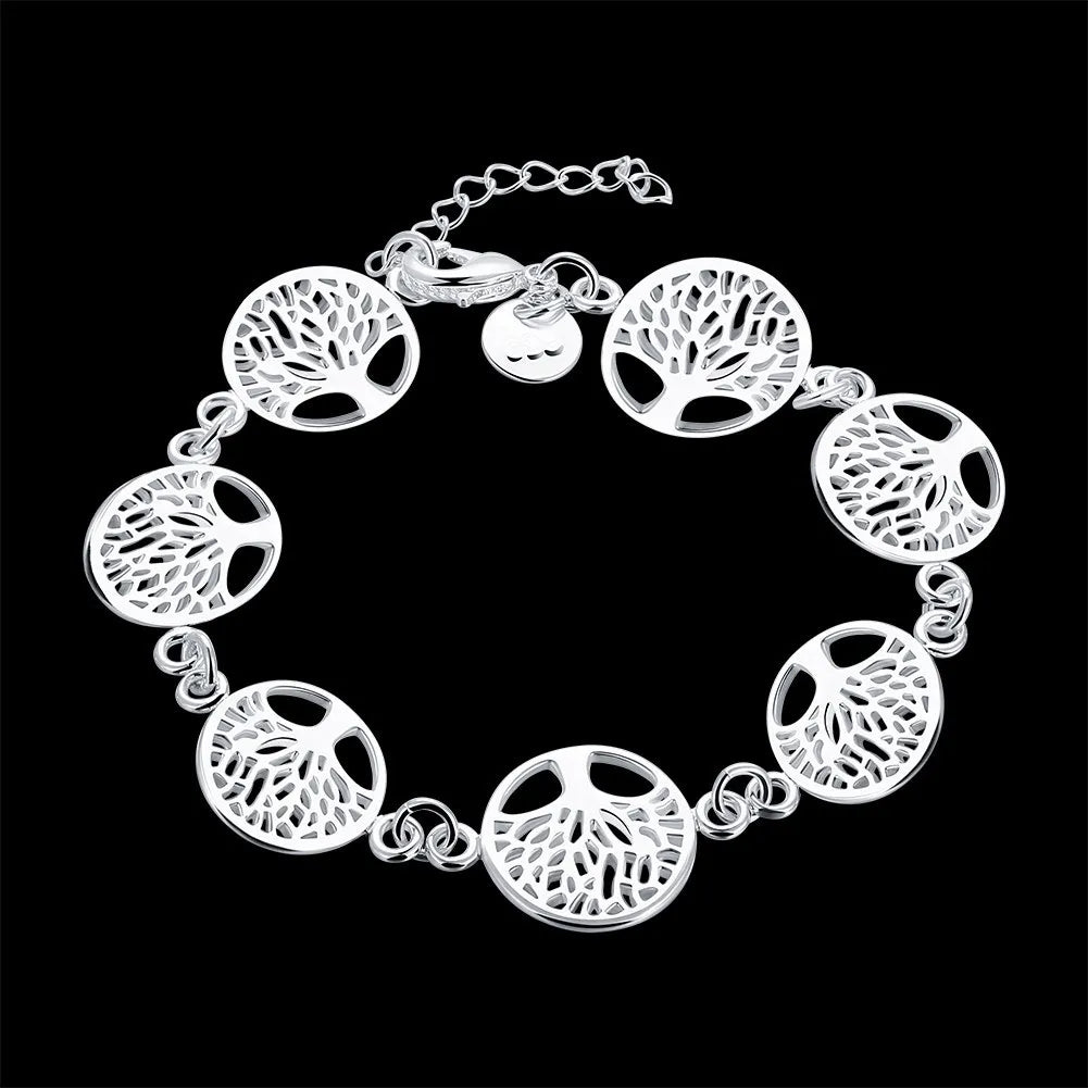 Bracelet arbre de vie en argent sterling sur fond noir