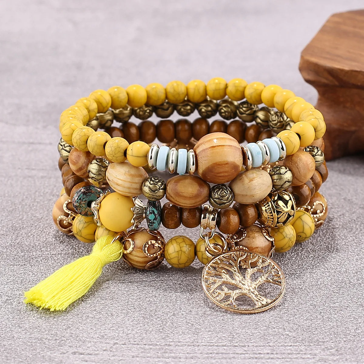 Bracelet arbre de vie bohème à breloques