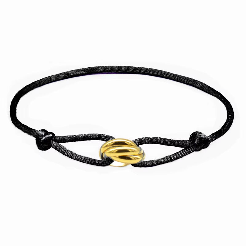 Bracelet Tressé pour Couple sur fond blanc