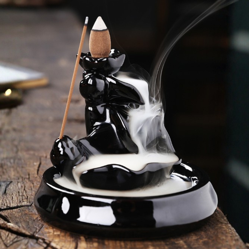 Encensoir cascade zen, céramique noire – vue 3