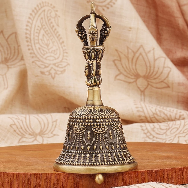 Cloche tibétaine en laiton, dorje gravé – vue 3