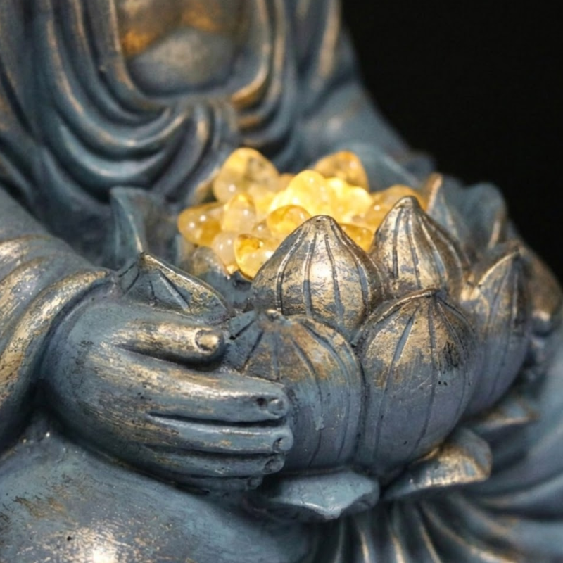 Statue Bouddha au lotus, méditation et paix – vue 9
