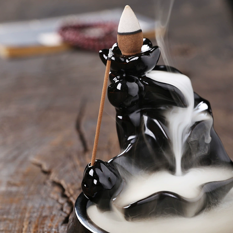 Encensoir cascade zen, céramique noire – vue 6
