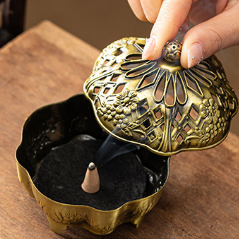 Brûle-encens ajouré en laiton, fleur de lotus – vue 9