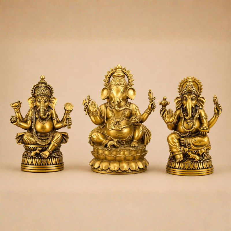 Statue Ganesh assis en laiton doré – vue 15