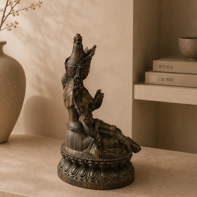 Statue Tara Verte en lotus, patine bronze – vue 5
