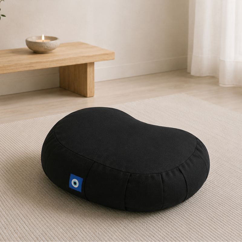 Coussin de méditation en sarrasin, forme croissant – vue 7