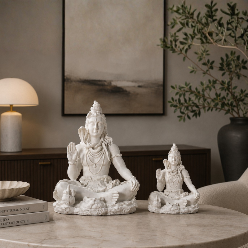 Statue Shiva en méditation, finition pierre claire – vue 8