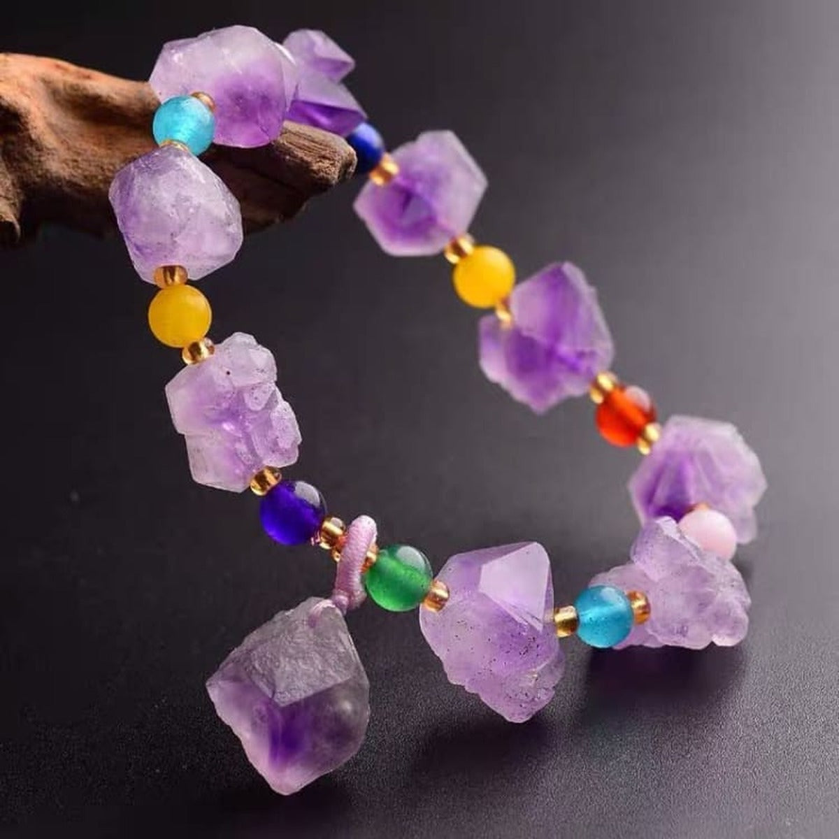 Bracelet en pierres naturelles amethyste, vue d'ensemble