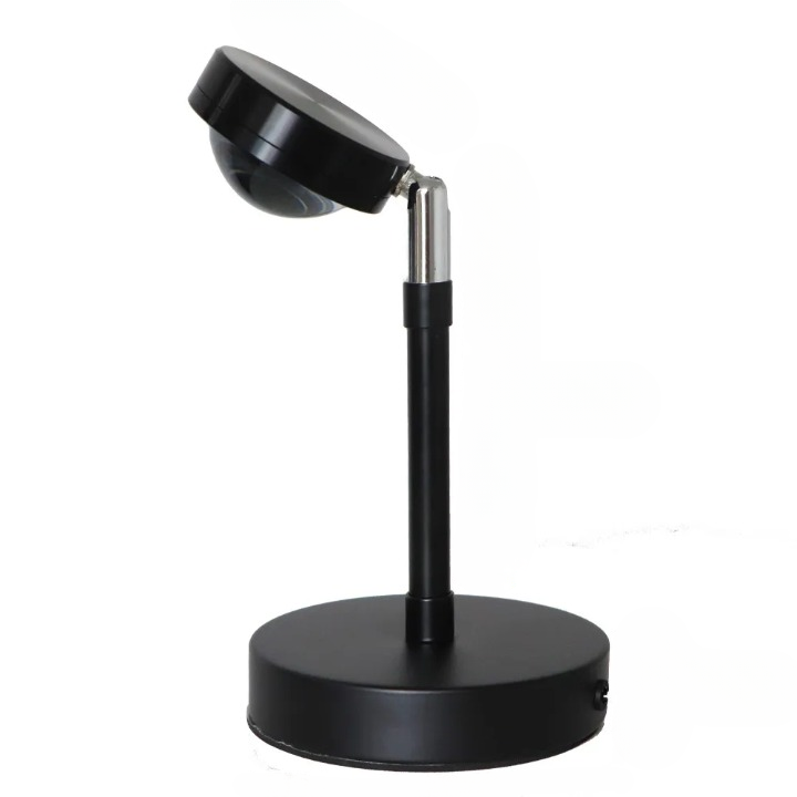 Lampe projecteur d'ambiance intelligent avec seize couleurs sur fond blanc