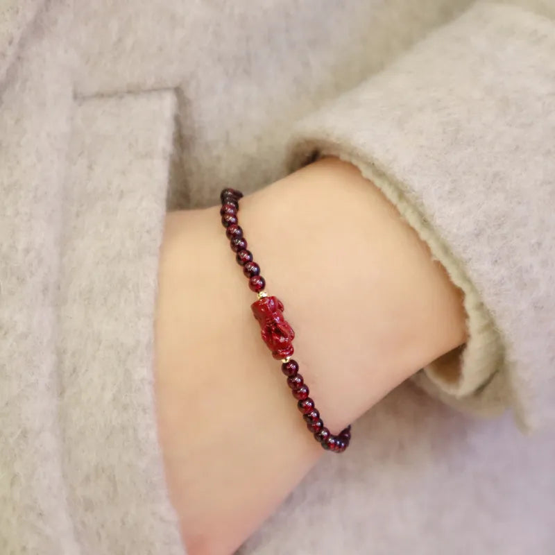Bracelet de chance en Grenat Rouge - Pi Xiu