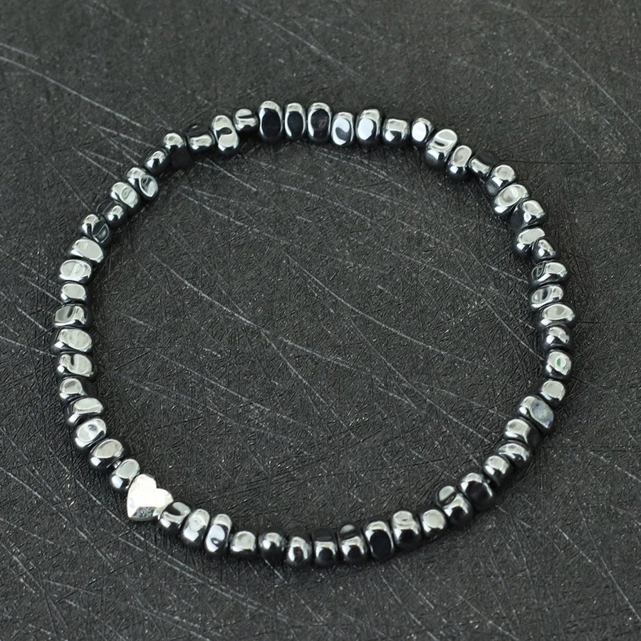 Bracelet Hématite Naturelle avec Cœur Symbolique