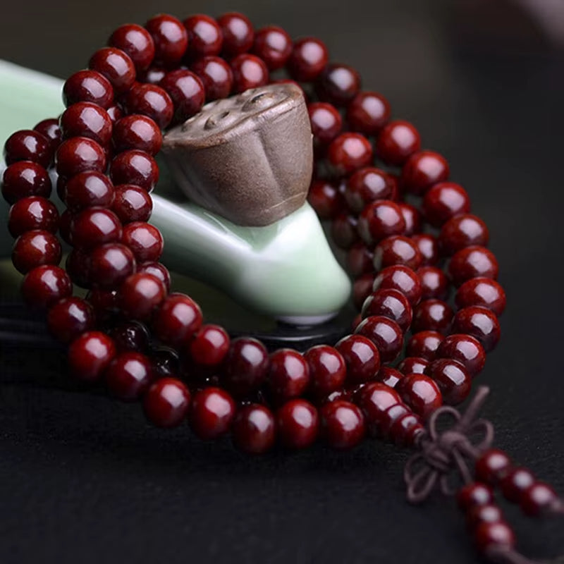 Bracelet Mala Rouge en Bois de Santal