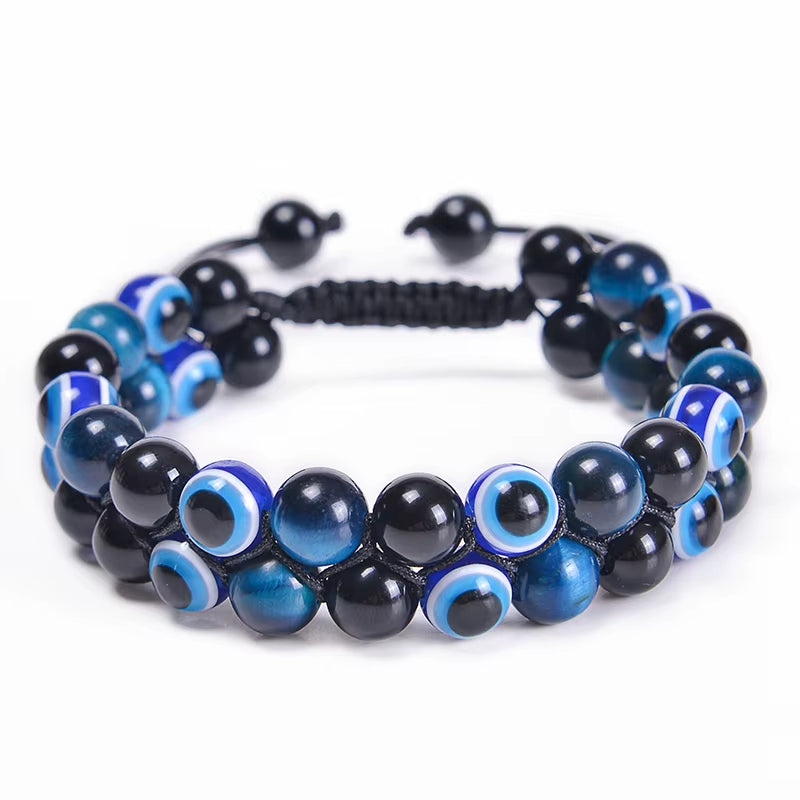 Bracelet de Protection avec Pierre d’Oeil de Tigre Bleue sur fond blanc