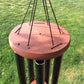 Carillon à vent en bois et métal avec cinq tubes