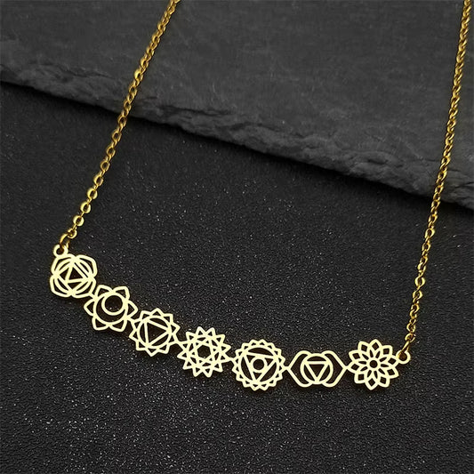 Collier 7 Chakras - Chic et Raffiné sur fond noir