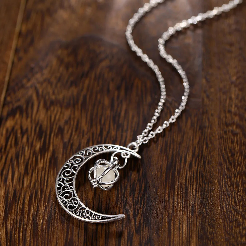 Collier du Croissant de Lune Illuminé 