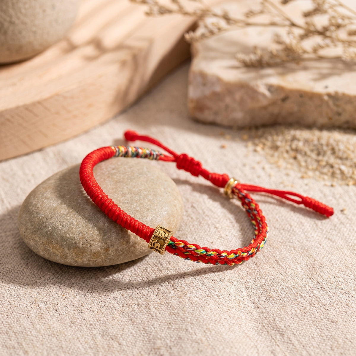 Bracelet Tibétain Rouge, Perle Mantra