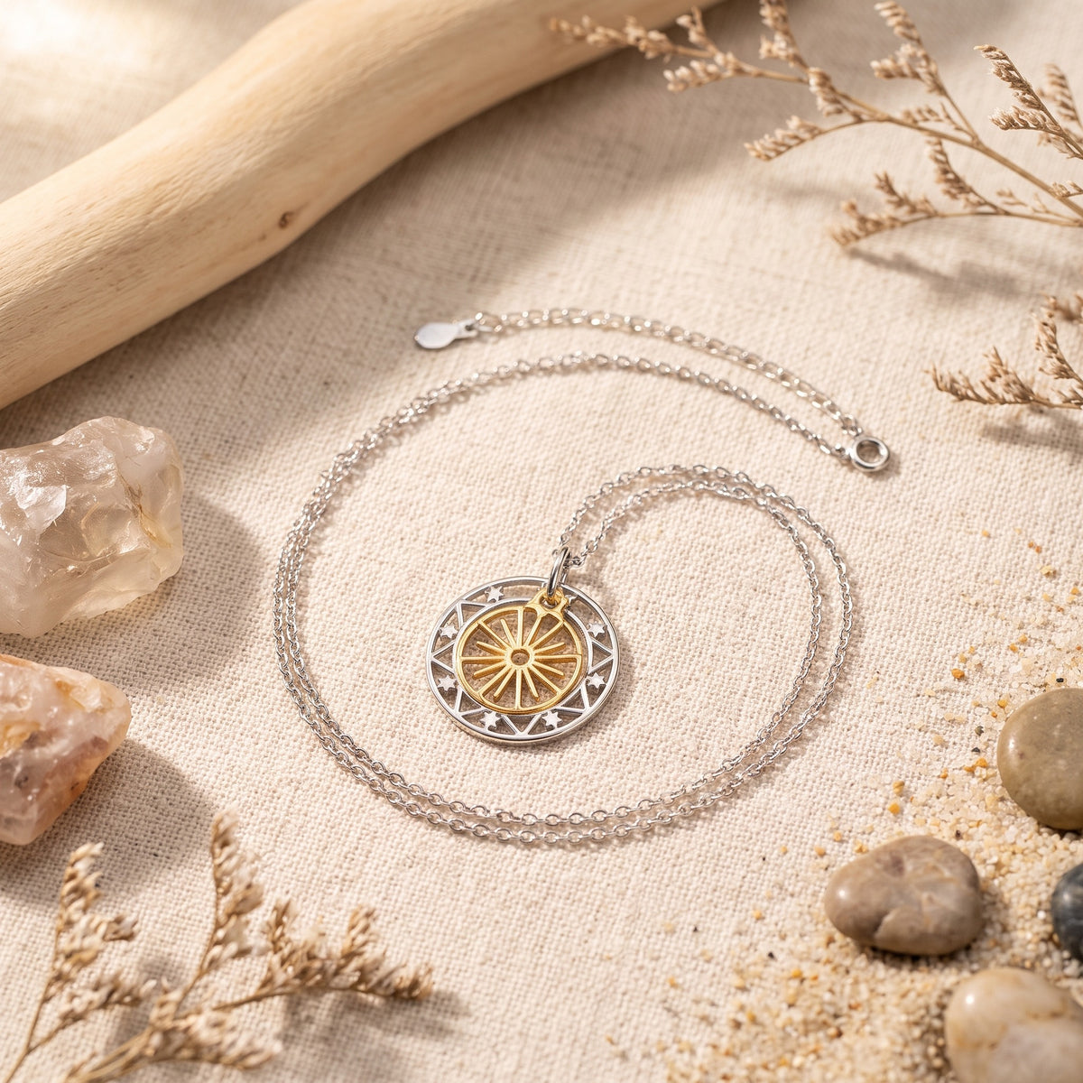 Collier Pendentif Soleil et Étoiles