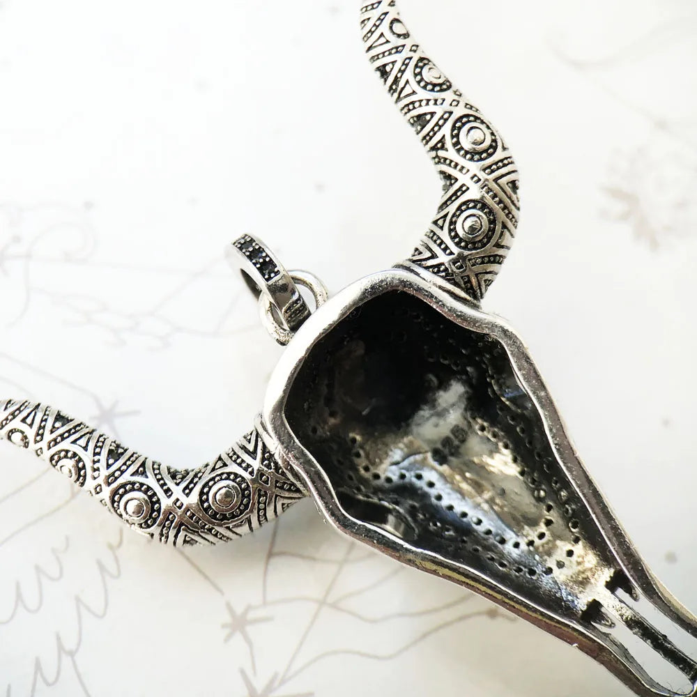 Pendentif Crâne de Taureau Esprit Rebelle