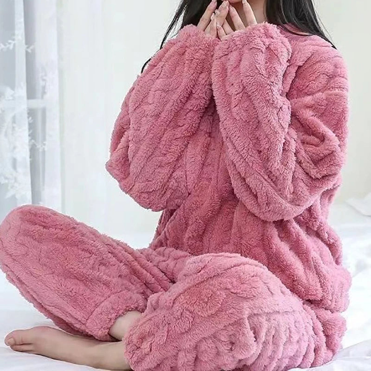Pyjama polaire deux pièces chaud et épais coloris rose, haut et pantalon assortis