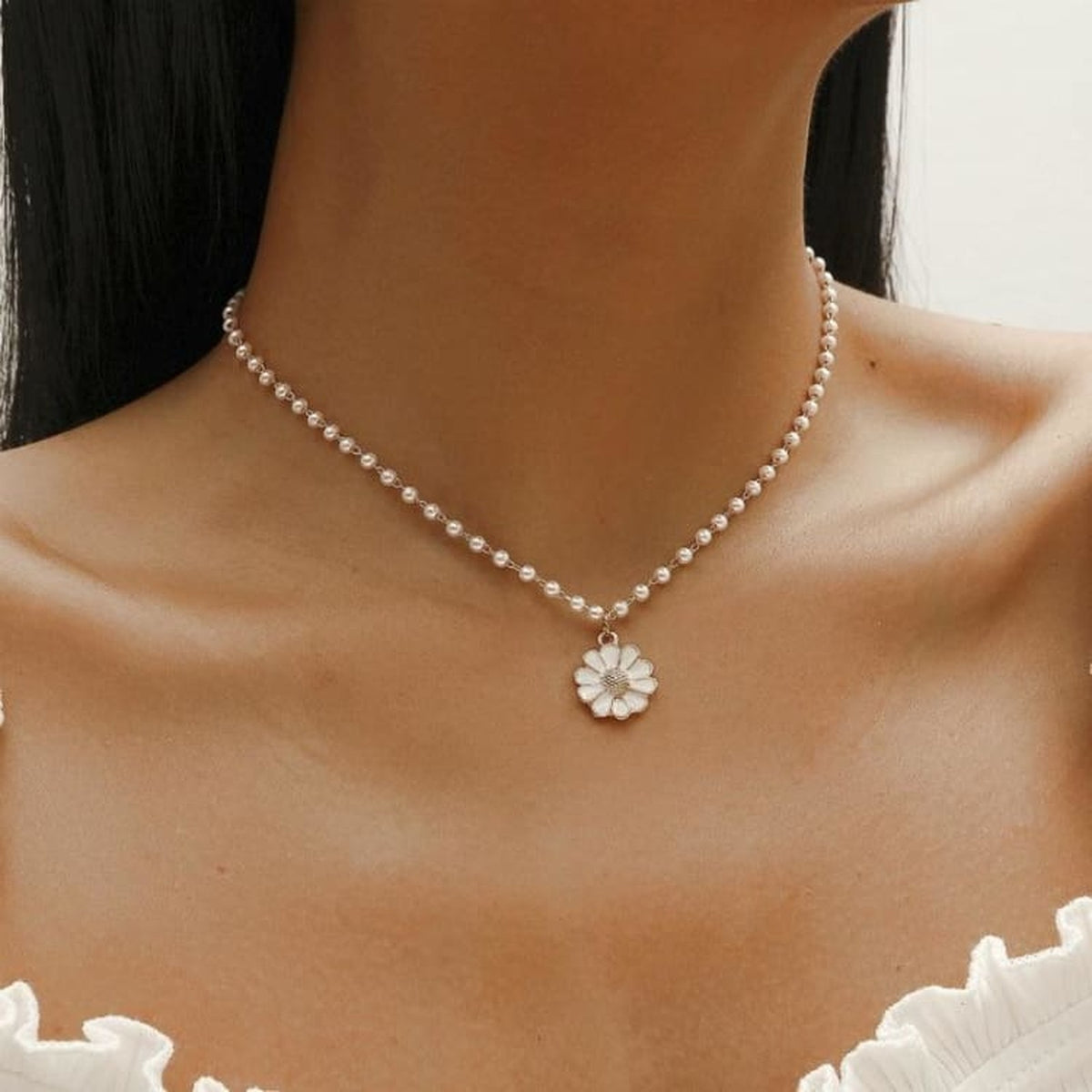Collier marguerite en perles d'eau douce avec pendentif fleur