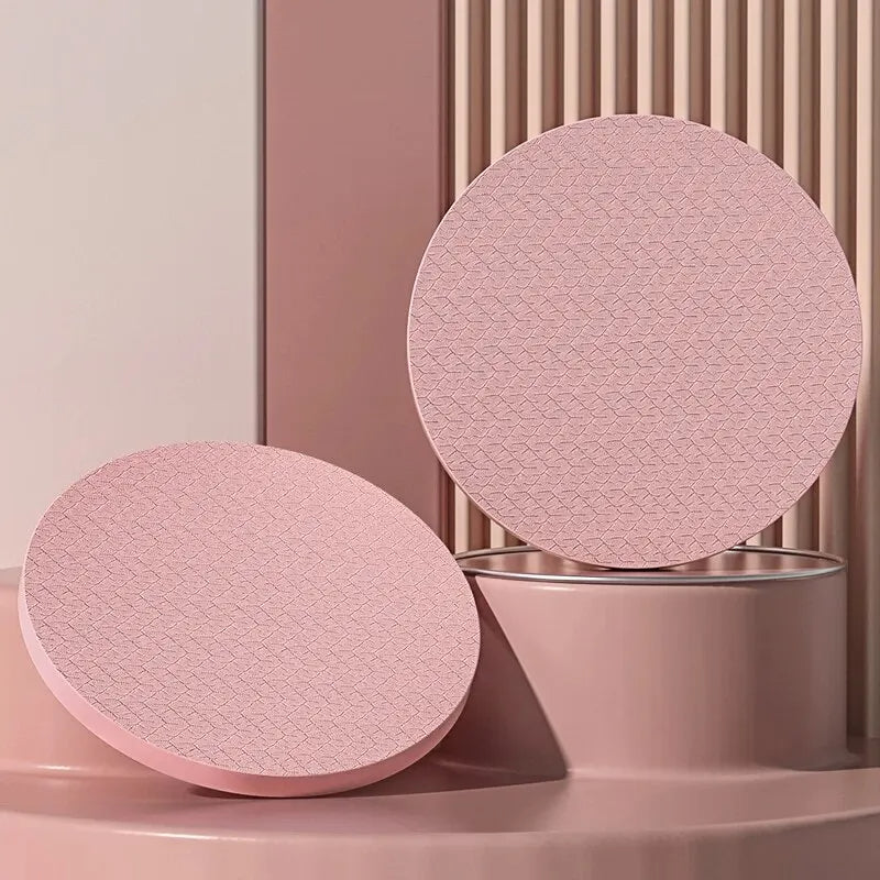 Support de Yoga Épais pour Genoux et Poignets sur fond rose Image