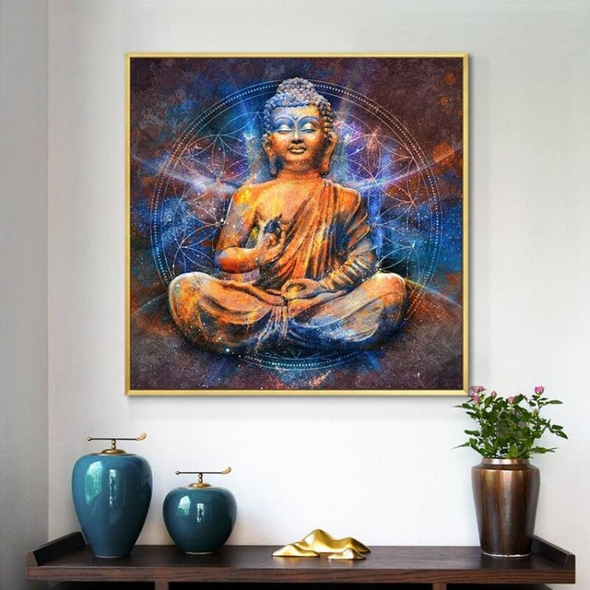 Tableau de Bouddha l'Éveil accroché au mur au-dessus d'une console