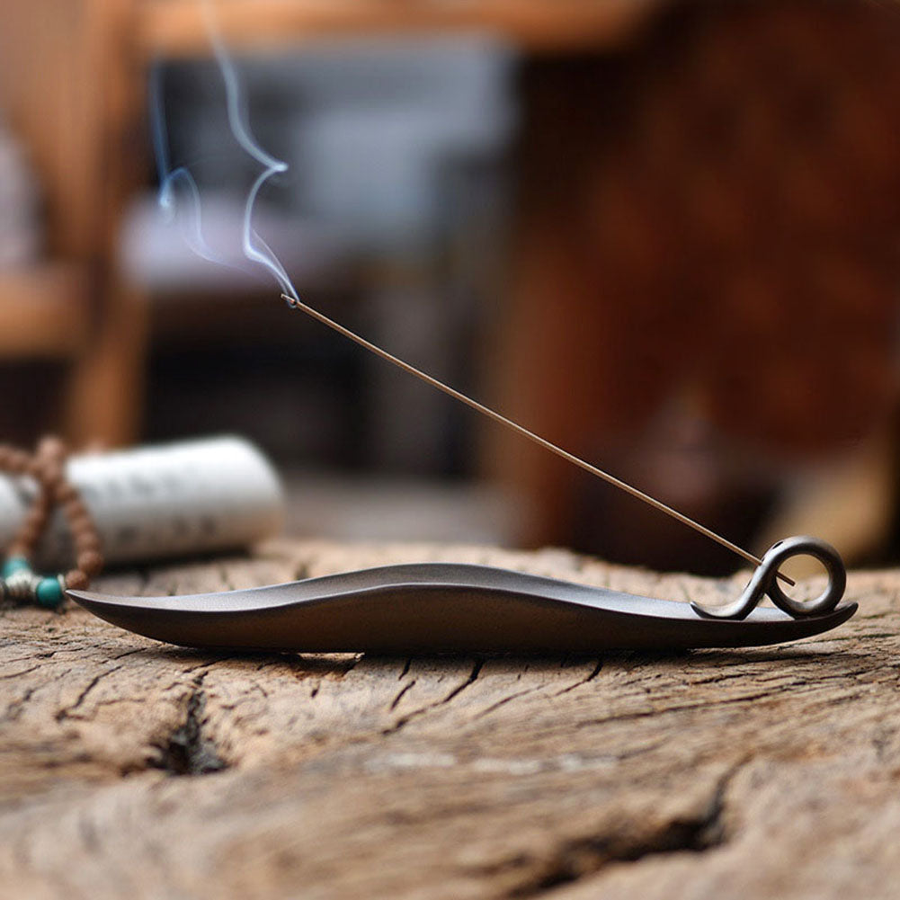 Porte encens en forme de feuille