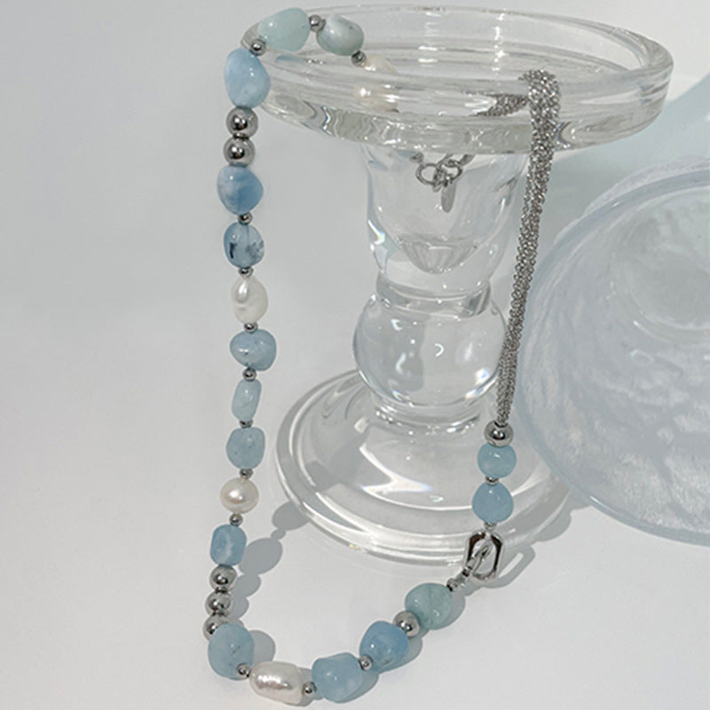 Collier en pierre naturelle bleue mélangée de perles d'eau douce