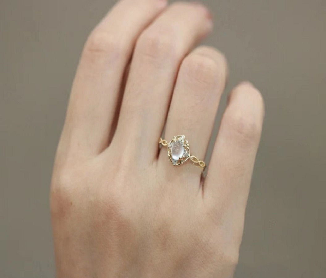 Bague en pierre de lune naturelle