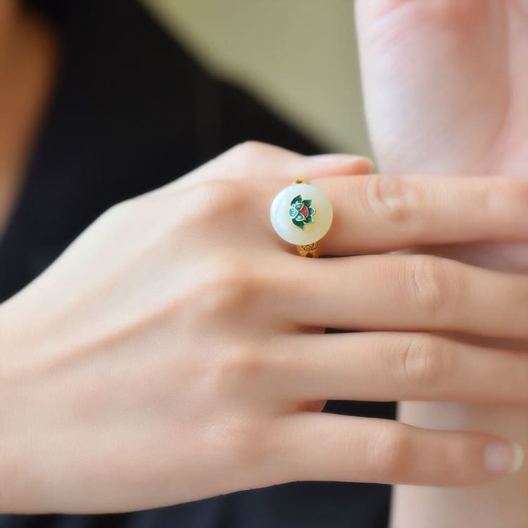 Anneau de l’épanouissement du Lotus en Jade