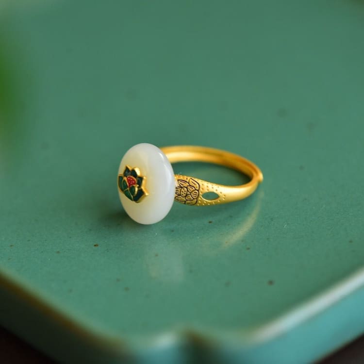 Anneau de l’épanouissement du Lotus en Jade