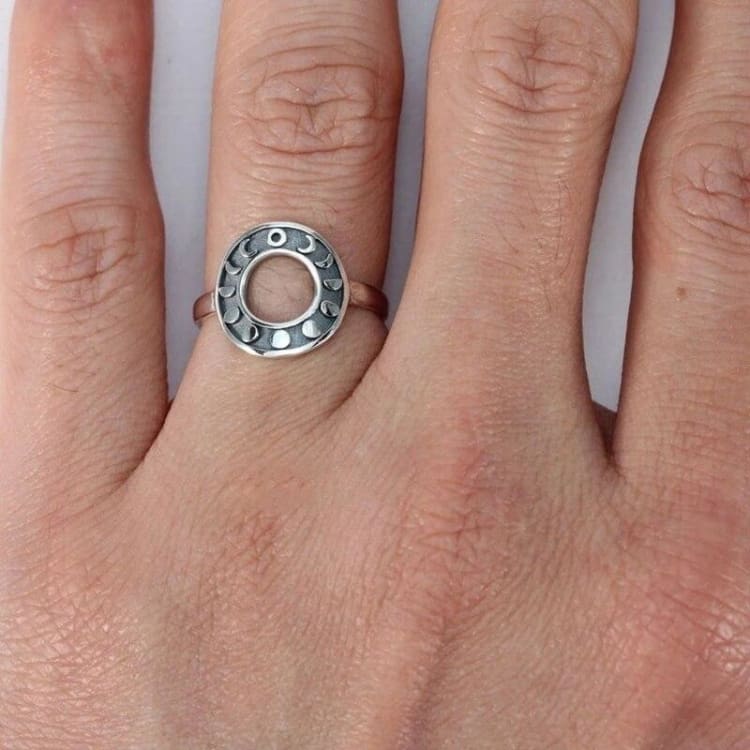 Anneau du cycle Eternel. - Bague