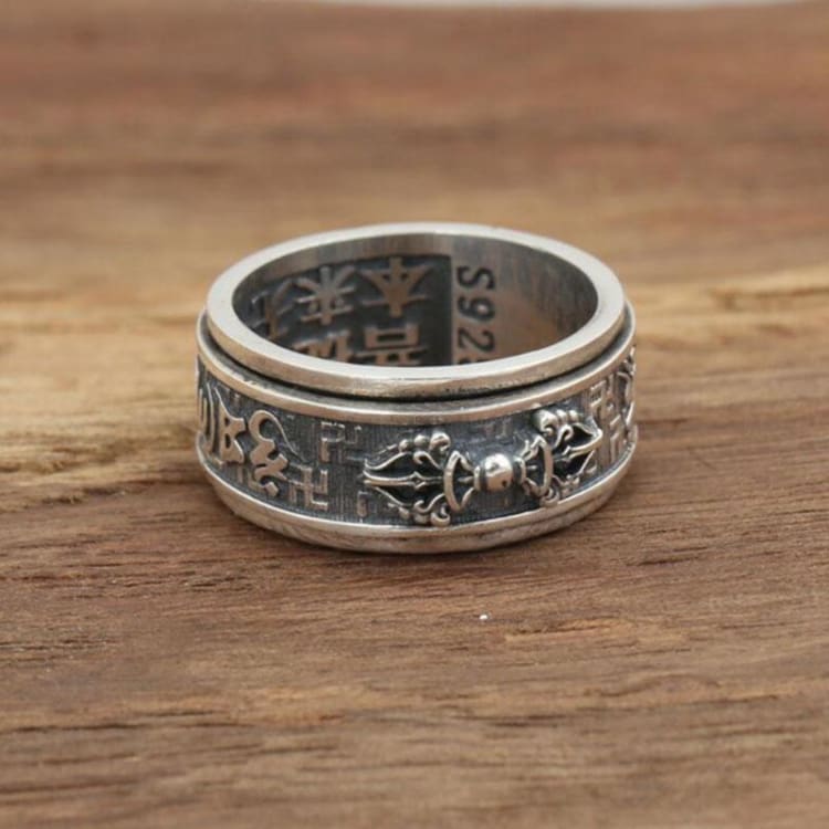 Anneau Tibétain Des Six Mantras En Argent - Bague des 6 Mantras