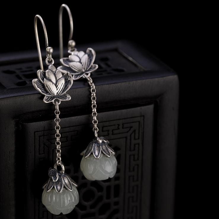 Boucles d’oreilles du Lotus en Jade Blanc - Boucles d’Oreilles