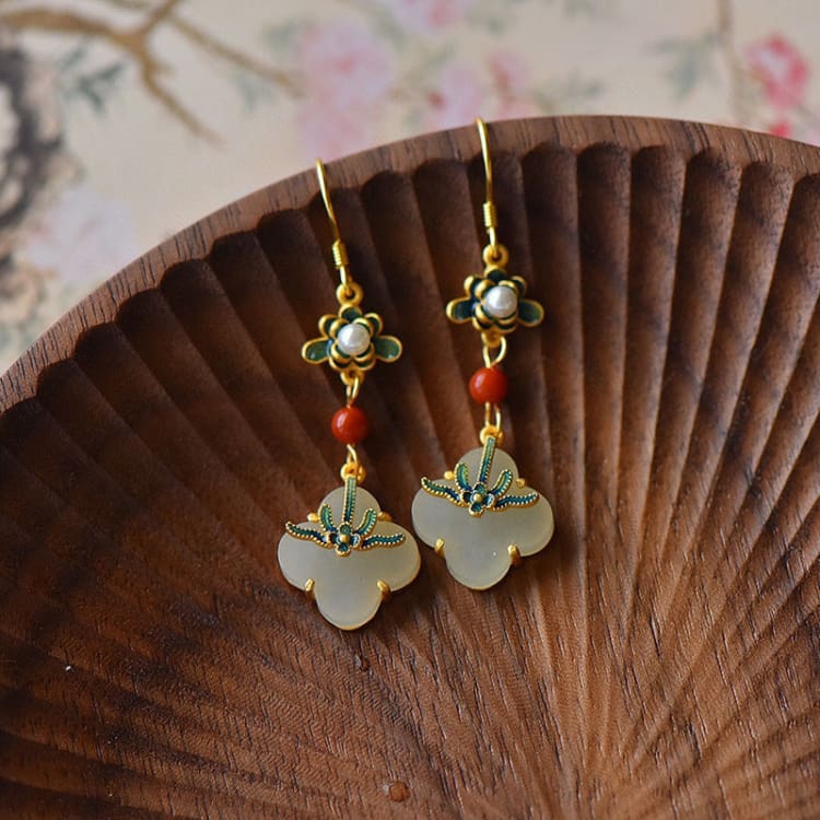 Boucles d’oreilles du trèfle en Jade