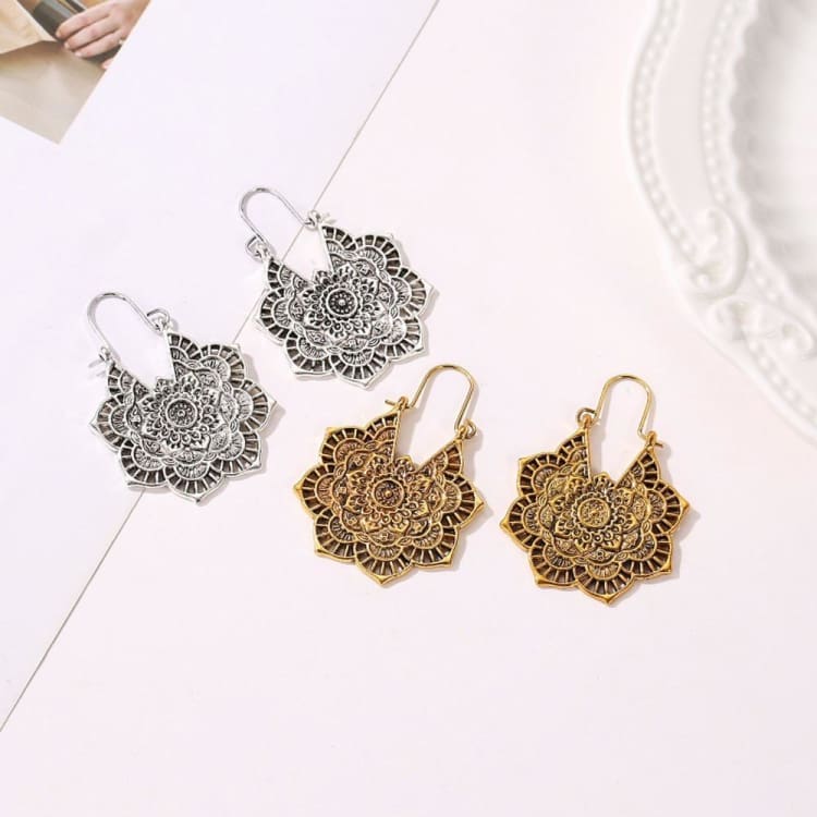 Boucles d’oreilles savoyarde ’ la fleur du temps ’